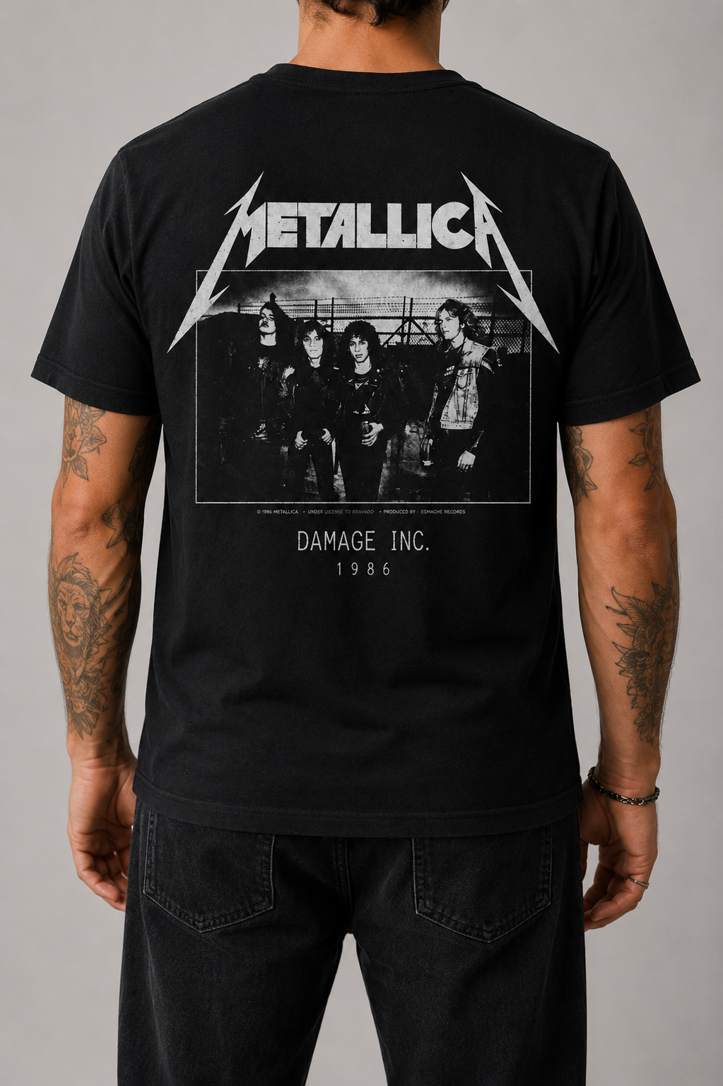 Metallica: Master of Puppets Photo T-shirt + Rygprint