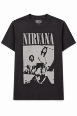 Nirvana: Sitting T-Shirt (Distressed)