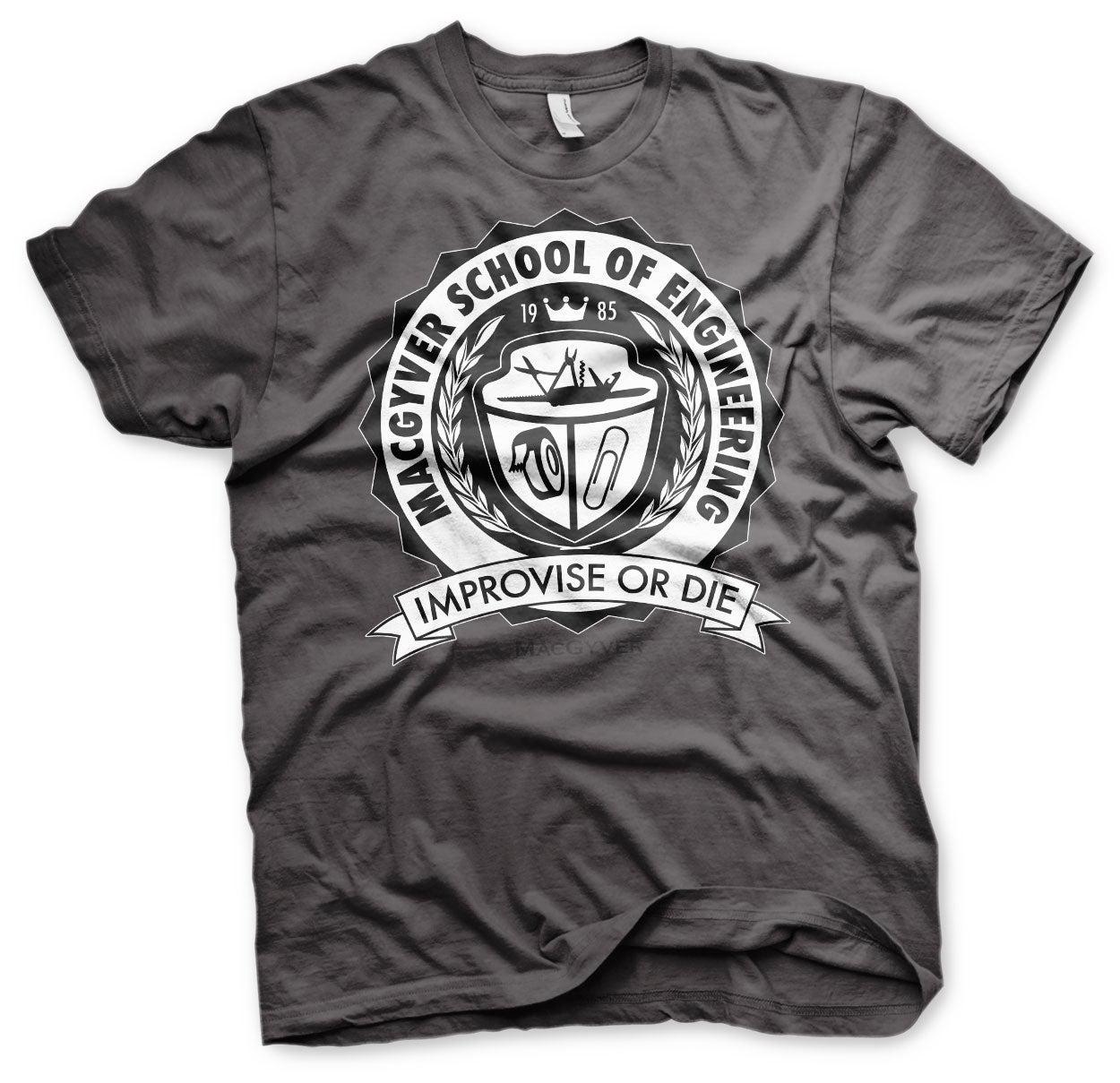 Billede af MacGyver, MacGyver: School Of Engineering T-Shirt